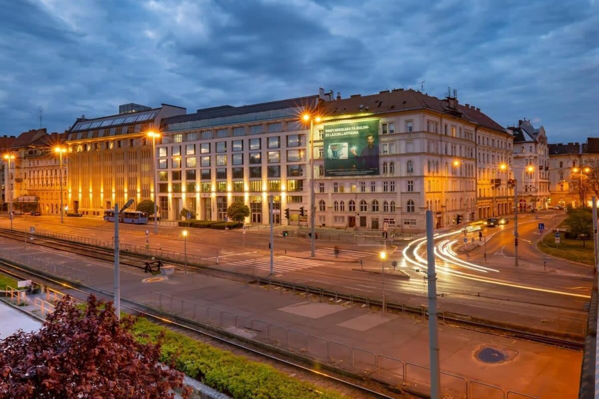 Chic Central Flat With River View Budapešť Exteriér fotografie