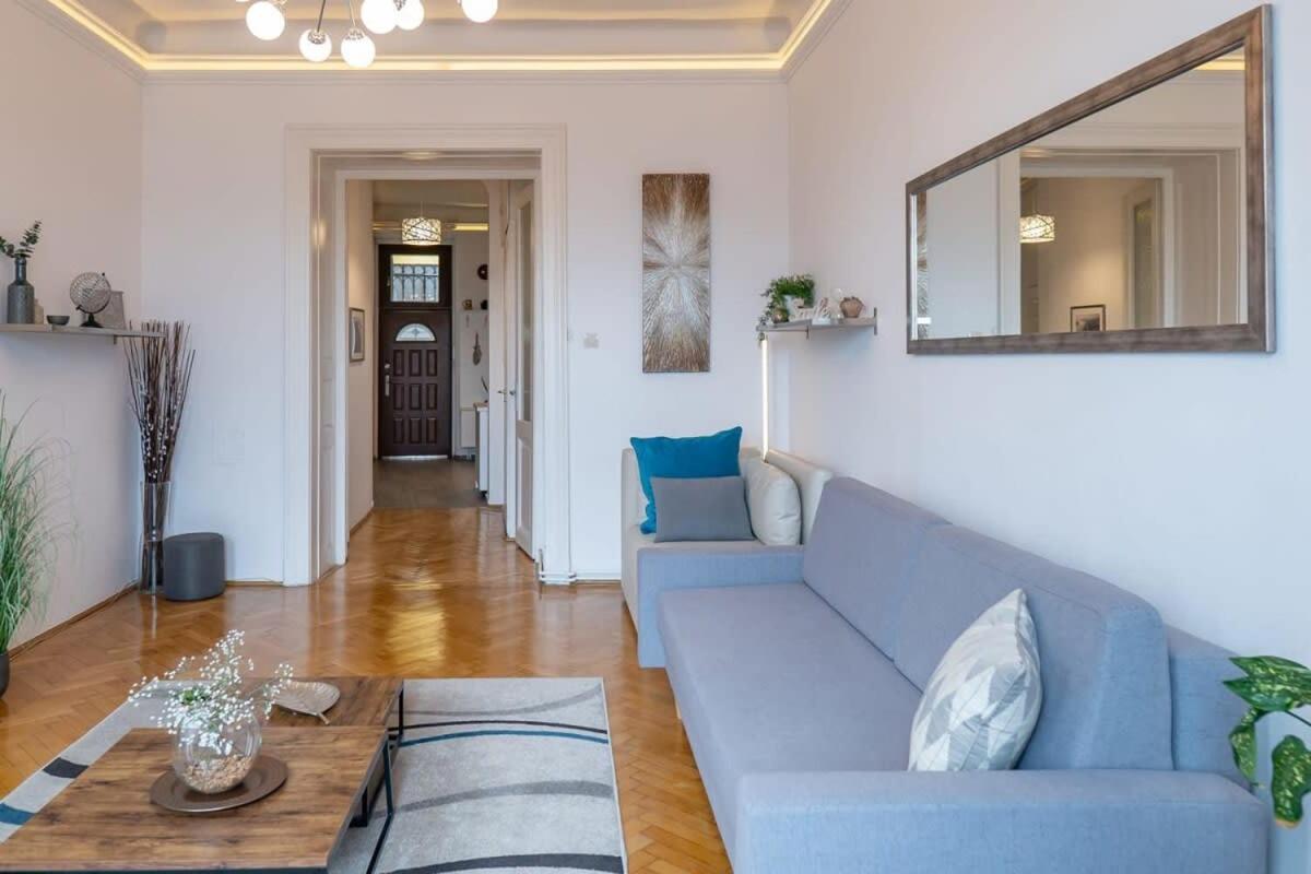 Chic Central Flat With River View Budapešť Exteriér fotografie